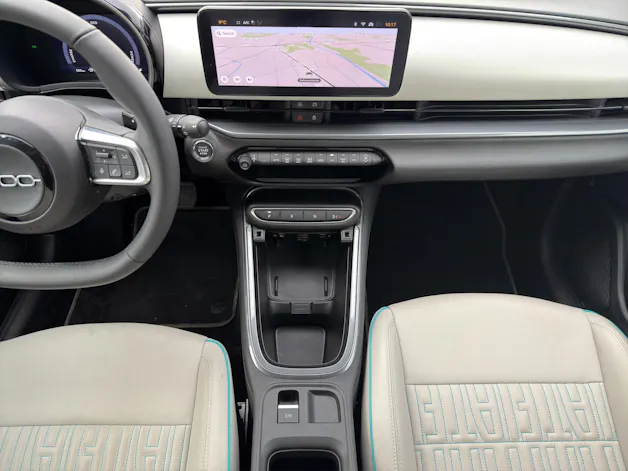 FIAT 600 1.2 Hybrid La Prima