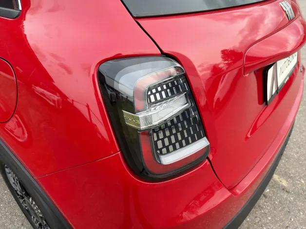 FIAT 600 1.2 Hybrid 145 Cult
