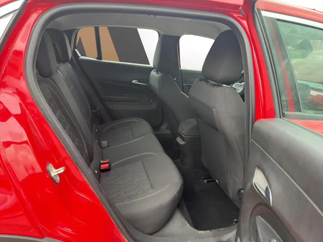 FIAT 600 1.2 Hybrid 145 Cult