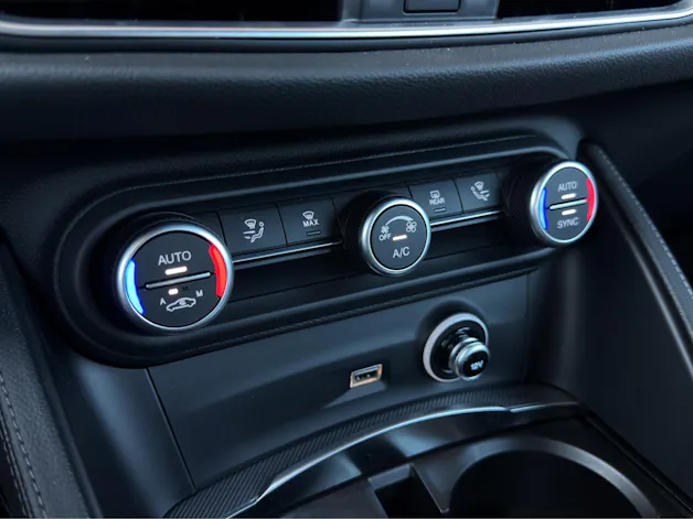 ALFA ROMEO Stelvio 2.0 MA 280 Sprint Q4 Nero Vulcano