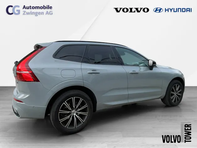 VOLVO XC60 B5 Benzin Mild Hybrid AWD Plus Dark Geartronic