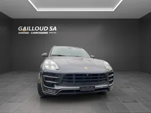PORSCHE Macan Turbo PDK