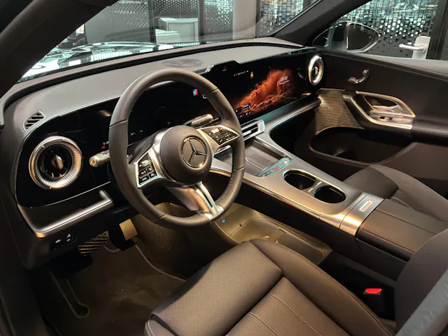 MERCEDES-BENZ GLC 300 4MATIC 85 kWh