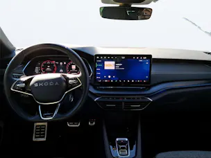 SKODA Octavia Combi 1.5 TSI mHEV DSG Sport Line