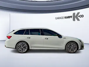 SKODA Octavia Combi 1.5 TSI mHEV DSG Sport Line