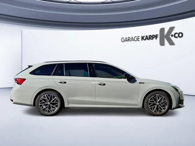 SKODA Octavia Combi 1.5 TSI mHEV DSG Sport Line
