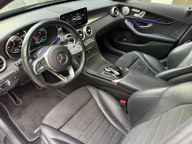 MERCEDES-BENZ C-CLASS W205 C 200 Swiss Star AMG Line 4m