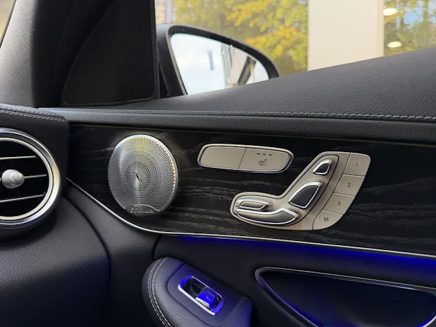 MERCEDES-BENZ C-CLASS W205 C 200 Swiss Star AMG Line 4m