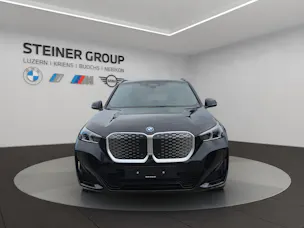 BMW iX1 xDrive 30 M Sport