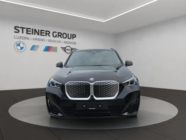BMW iX1 xDrive 30 M Sport