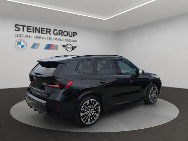 BMW iX1 xDrive 30 M Sport