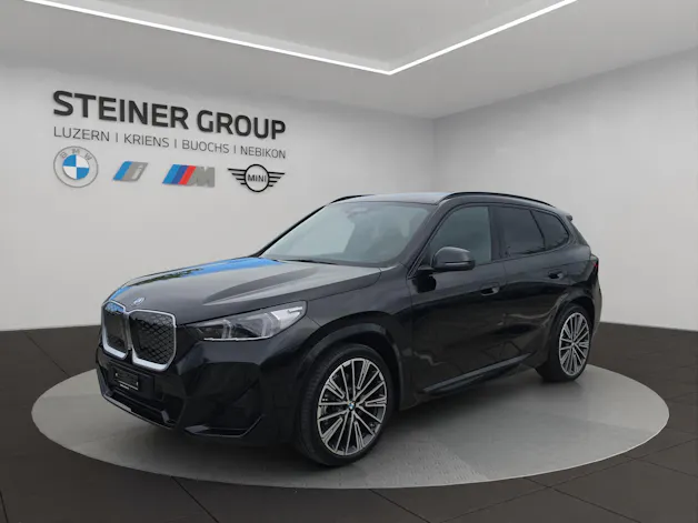 BMW iX1 xDrive 30 M Sport