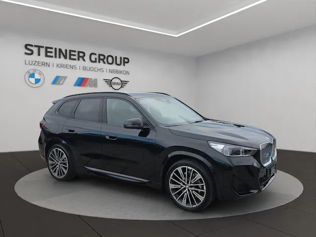 BMW iX1 xDrive 30 M Sport