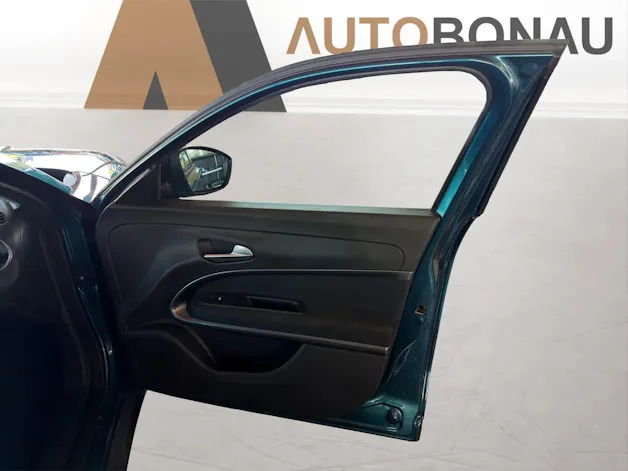 FIAT 600 1.2 Hybrid 145 Cult