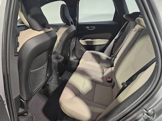 VOLVO XC60 2.0 T6 TE Ultra Bright eAWD