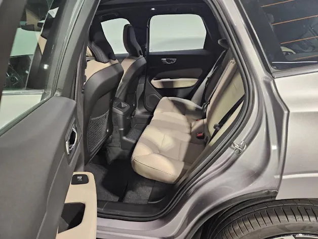 VOLVO XC60 2.0 T6 TE Ultra Bright eAWD