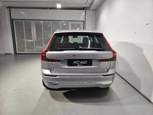 VOLVO XC60 2.0 T6 TE Ultra Bright eAWD