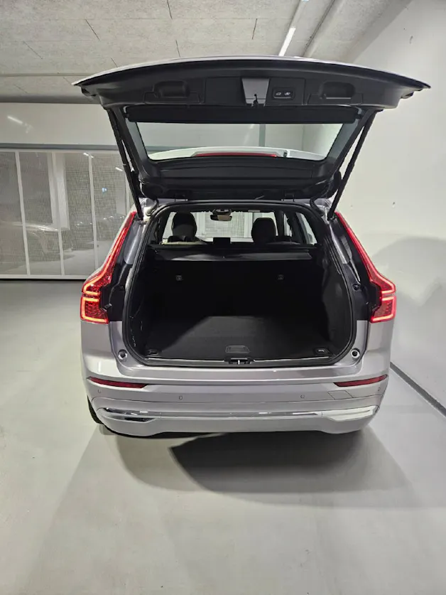 VOLVO XC60 2.0 T6 TE Ultra Bright eAWD