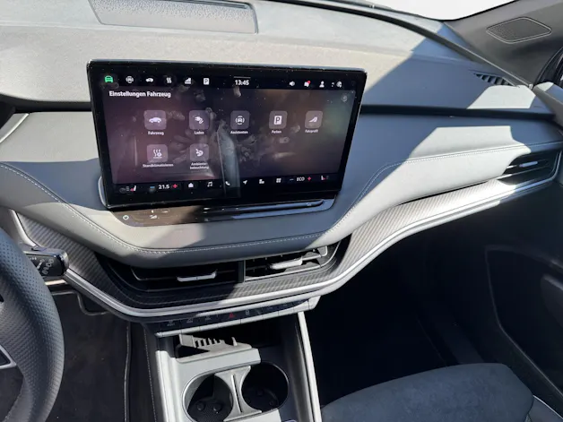 SKODA Elroq 85x Sportline 4x4