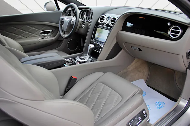 BENTLEY Continental GT 4.0 V8