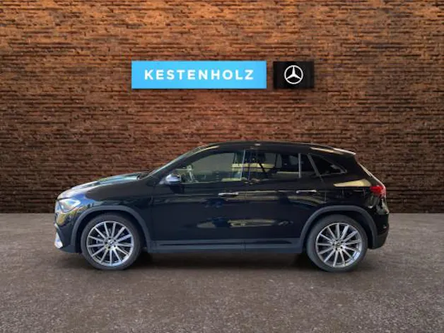 MERCEDES-BENZ GLA 220d AMG Line 4Matic