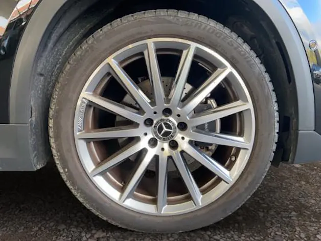 MERCEDES-BENZ GLA 220d AMG Line 4Matic