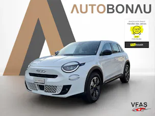 FIAT 600 1.2 Hybrid 145 Cult