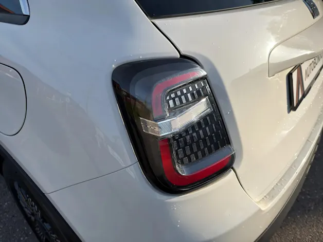 FIAT 600 1.2 Hybrid 145 Cult