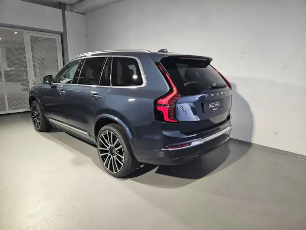 VOLVO XC90 2.0 T8 TE Ultra Bright eAWD