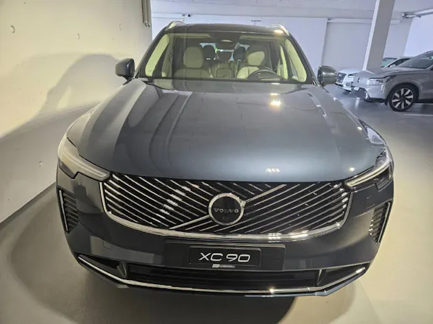 VOLVO XC90 2.0 T8 TE Ultra Bright eAWD