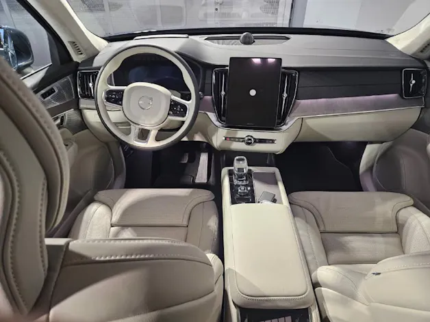 VOLVO XC90 2.0 T8 TE Ultra Bright eAWD
