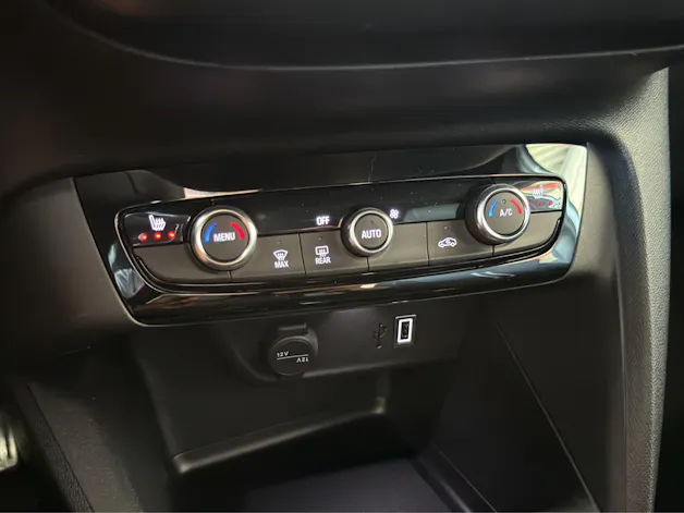 OPEL Corsa-e 156 GS Pack Komfort 3 Phaser