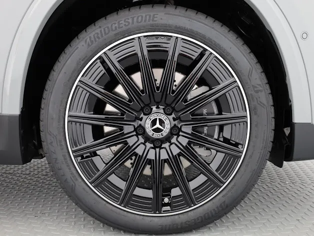 MERCEDES-BENZ GLA 220d 4Matic 8G-DCT