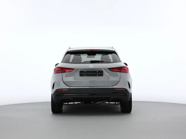 MERCEDES-BENZ GLA 220d 4Matic 8G-DCT