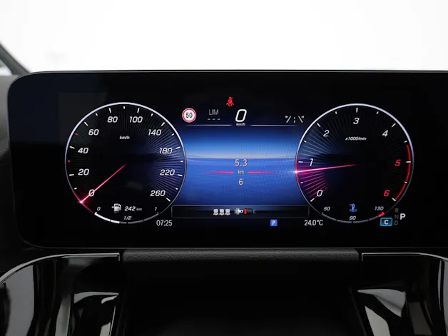 MERCEDES-BENZ GLA 220d 4Matic 8G-DCT