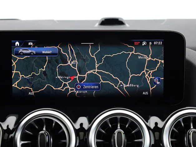MERCEDES-BENZ GLA 220d 4Matic 8G-DCT