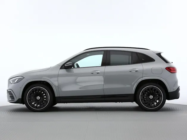 MERCEDES-BENZ GLA 220d 4Matic 8G-DCT