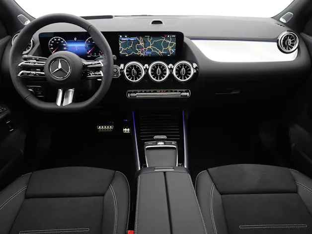 MERCEDES-BENZ GLA 220d 4Matic 8G-DCT