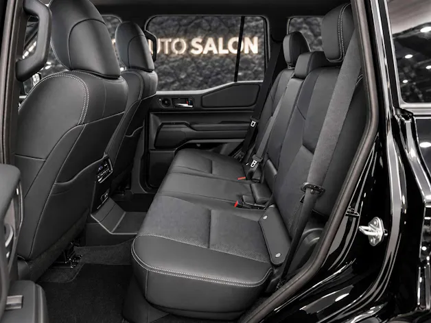 Toyota Land Cruiser 2.8TD 48V Invincible