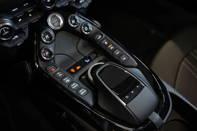 ASTON MARTIN V8 Vantage 4.0 Roadster