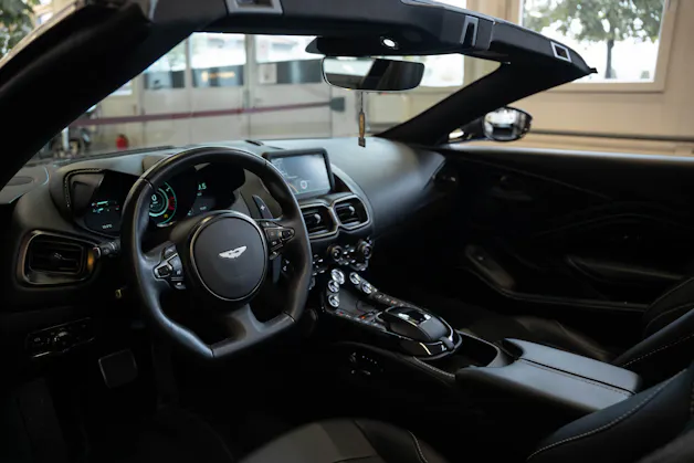 ASTON MARTIN V8 Vantage 4.0 Roadster