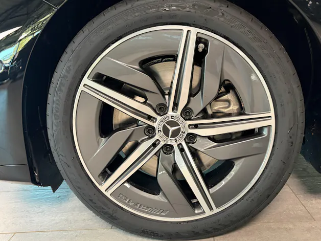 MERCEDES-BENZ CLA 350 4 Matic 85 kWh EQ