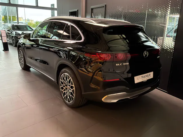 MERCEDES-BENZ GLC 300 4MATIC 85 kWh