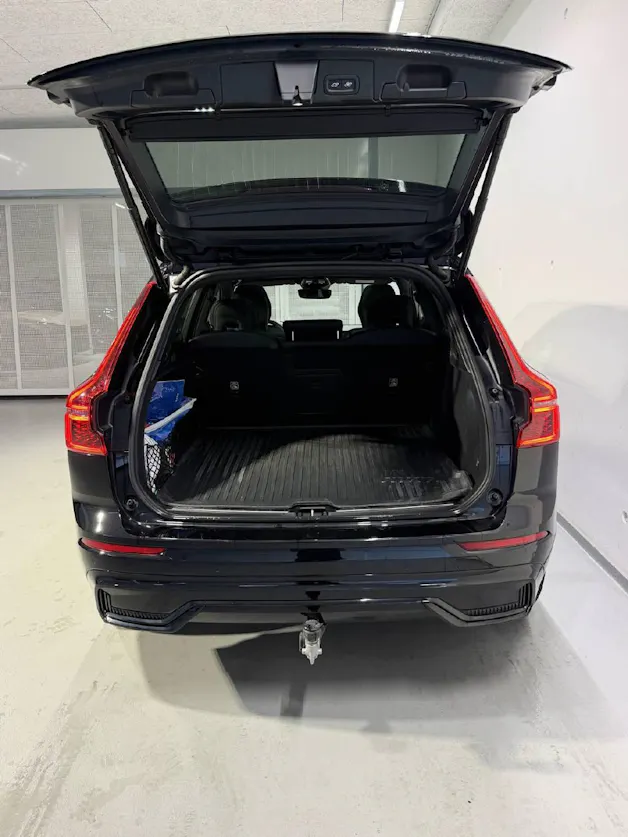 VOLVO XC60 2.0 T6 TE Black Edition eAWD