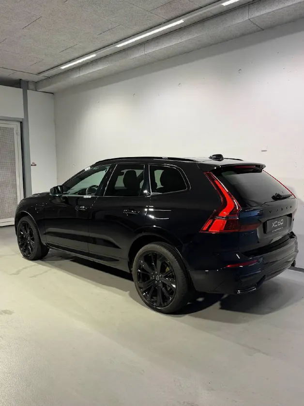 VOLVO XC60 2.0 T6 TE Black Edition eAWD