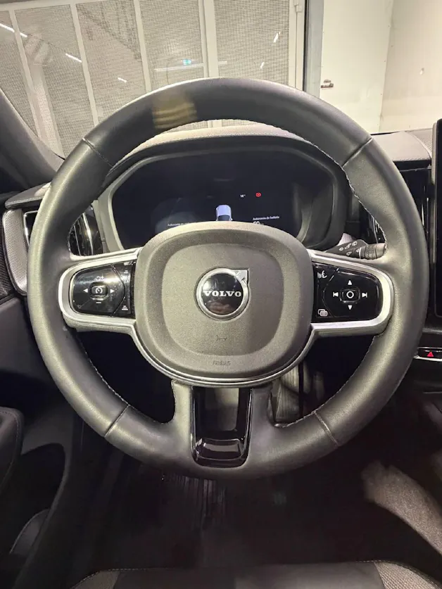 VOLVO XC60 2.0 T6 TE Black Edition eAWD