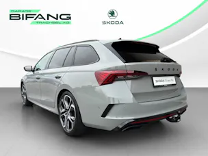 SKODA Octavia Combi 2.0 TSI DSG RS