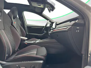 SKODA Octavia Combi 2.0 TSI DSG RS