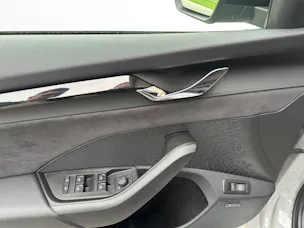 SKODA Octavia Combi 2.0 TSI DSG RS
