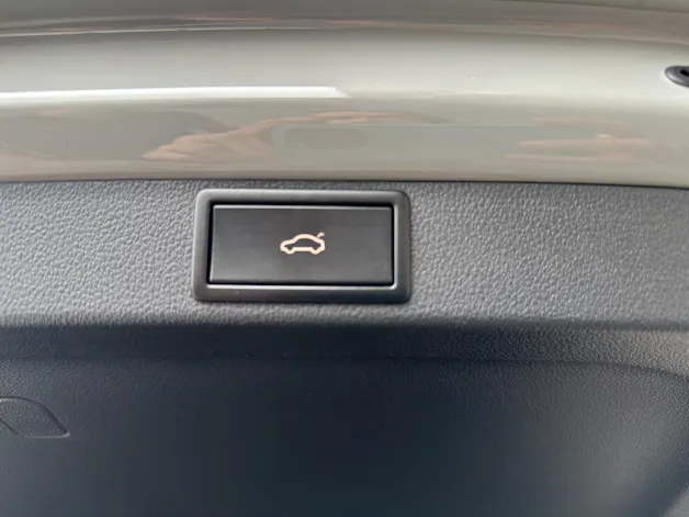SKODA Octavia Combi 2.0 TSI DSG RS